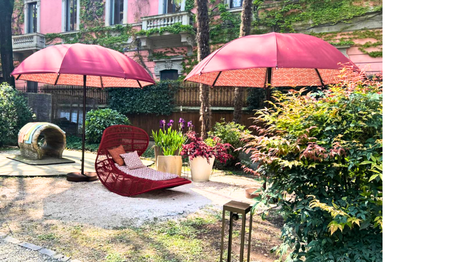 Outdoor colour psychology
