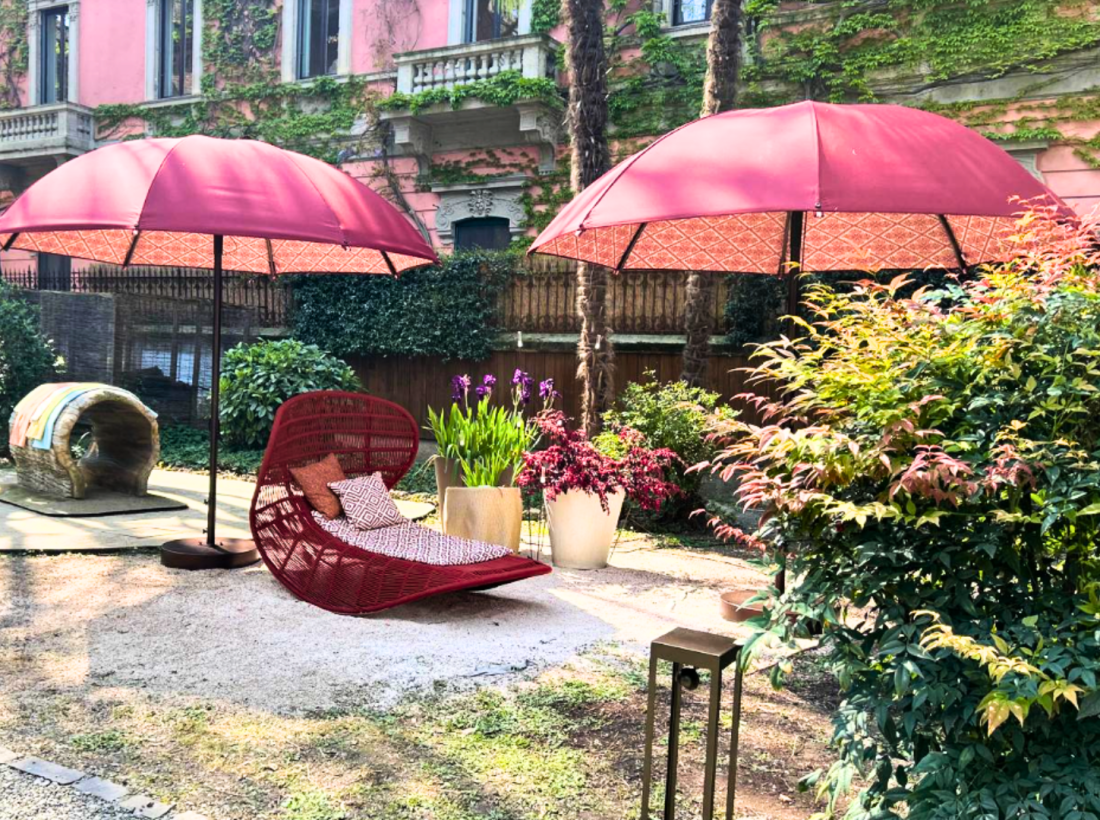 Outdoor colour psychology